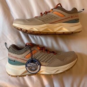 Columbia Women’s Plateau Waterproof Hiking Shoes